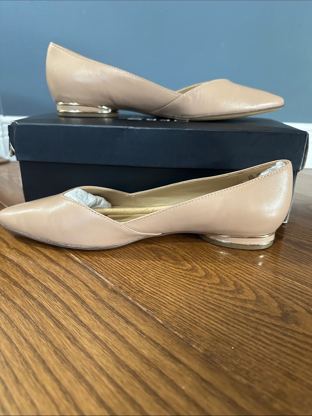 Naturalizer Havana Point Toe Flat Pointed-Toe Flats Pink US 8 W